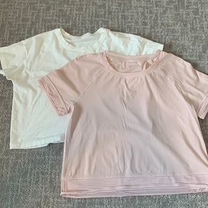Lululemon crop tops